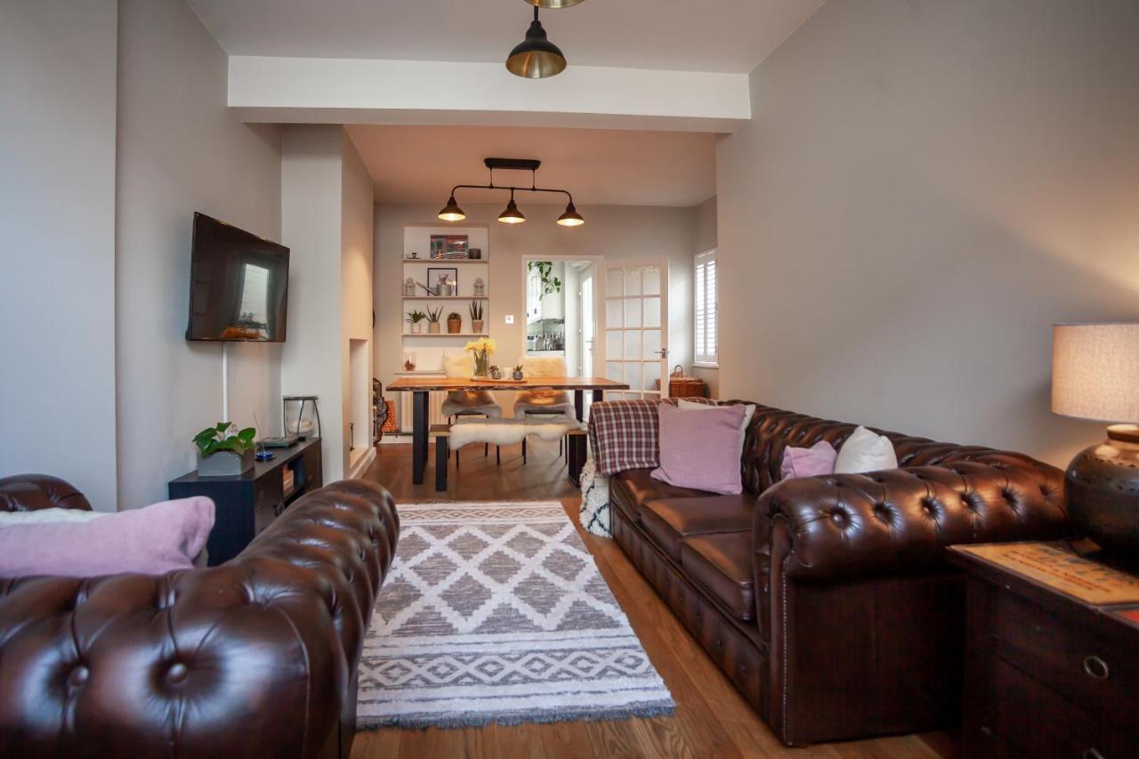 Hereford City - St Owens Terrace - Comfortable & Spacious Well Presented Three Storey House, Perfect For A Weekend Away & Exploring The City On Foot - Hosted By Rentmyhouse Exterior photo